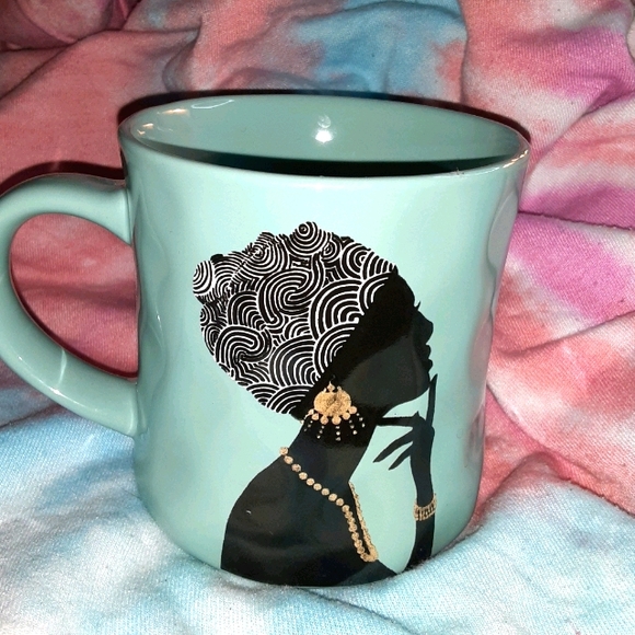 Prima Designs Other - PRIMA DESIGN SILHOUETTE MUG